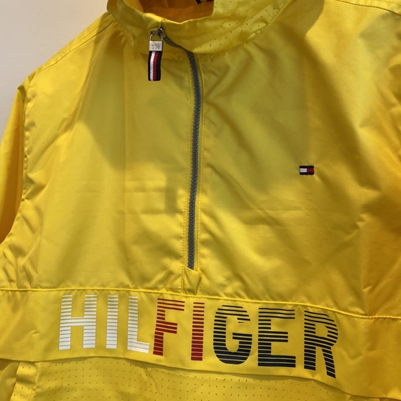 NEW Tommy Hilfiger Youth Windbreaker - Picture 2 of 7